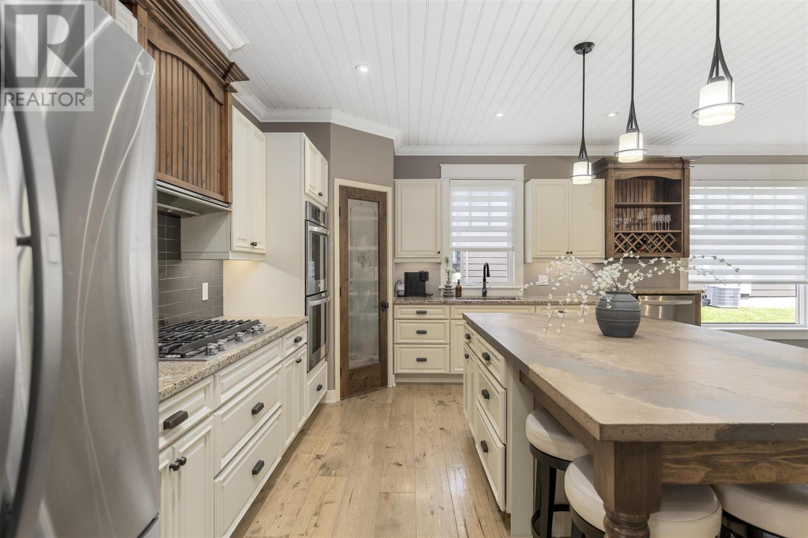 80 Crimson Ridge Dr, Sault Ste. Marie, Ontario P6A 0B5 - Photo 2 - SM253448