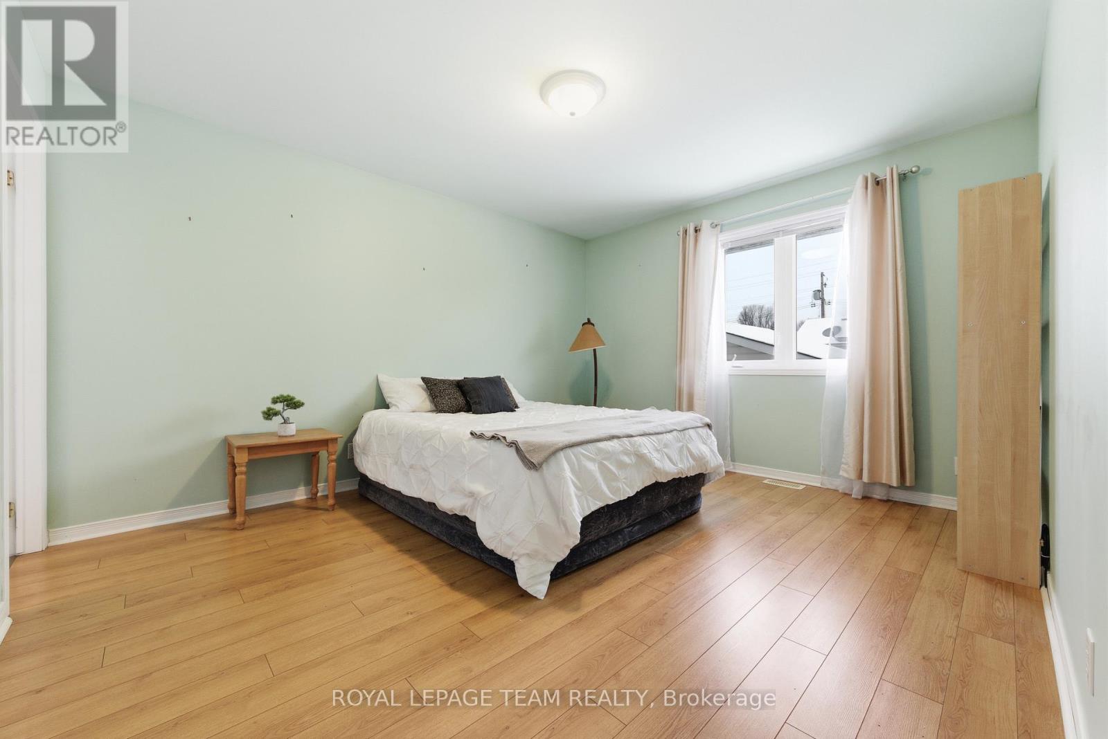 451 Mayhew Street, Renfrew, Ontario  K7V 4L4 - Photo 19 - X12615956