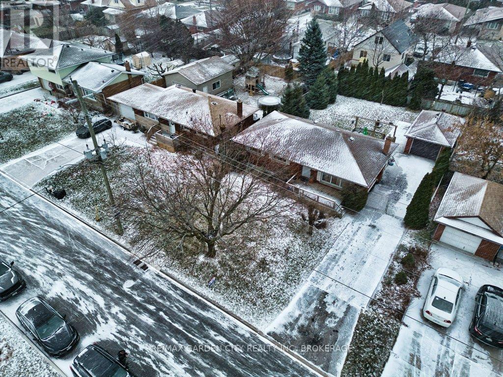 2 Sikorski Avenue, St. Catharines, Ontario  L2M 5W7 - Photo 46 - X12615958