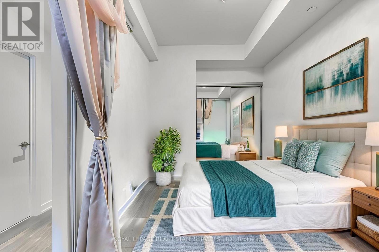 1805 - 1926 Lake Shore Boulevard W, Toronto, Ontario  M6S 1A1 - Photo 13 - W12460191