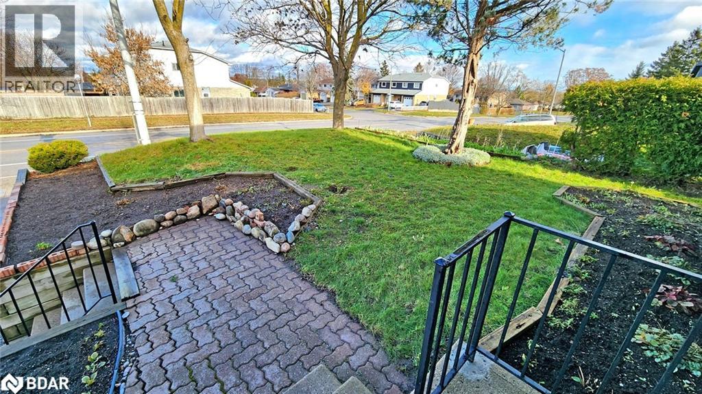 167 Little Avenue, Barrie, Ontario  L4N 6L7 - Photo 3 - 40793330