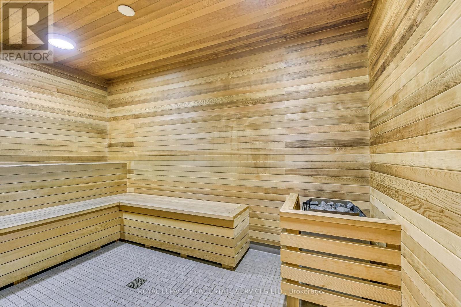 1805 - 1926 Lake Shore Boulevard W, Toronto, Ontario  M6S 1A1 - Photo 23 - W12460191