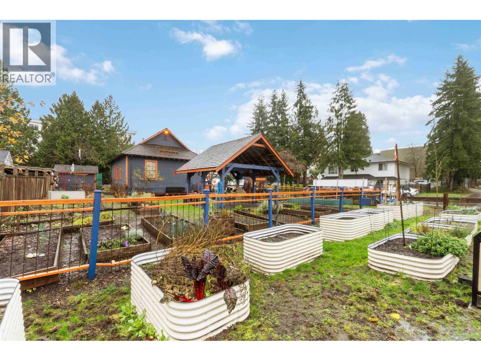 401 22351 St Anne Avenue, Maple Ridge, British Columbia  V2X 2E7 - Photo 37 - R3073205