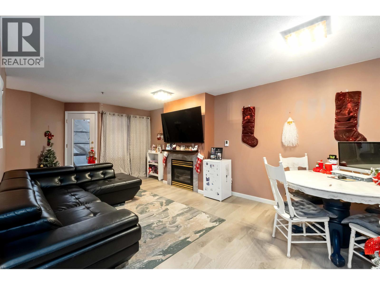 401 22351 St Anne Avenue, Maple Ridge, British Columbia  V2X 2E7 - Photo 8 - R3073205