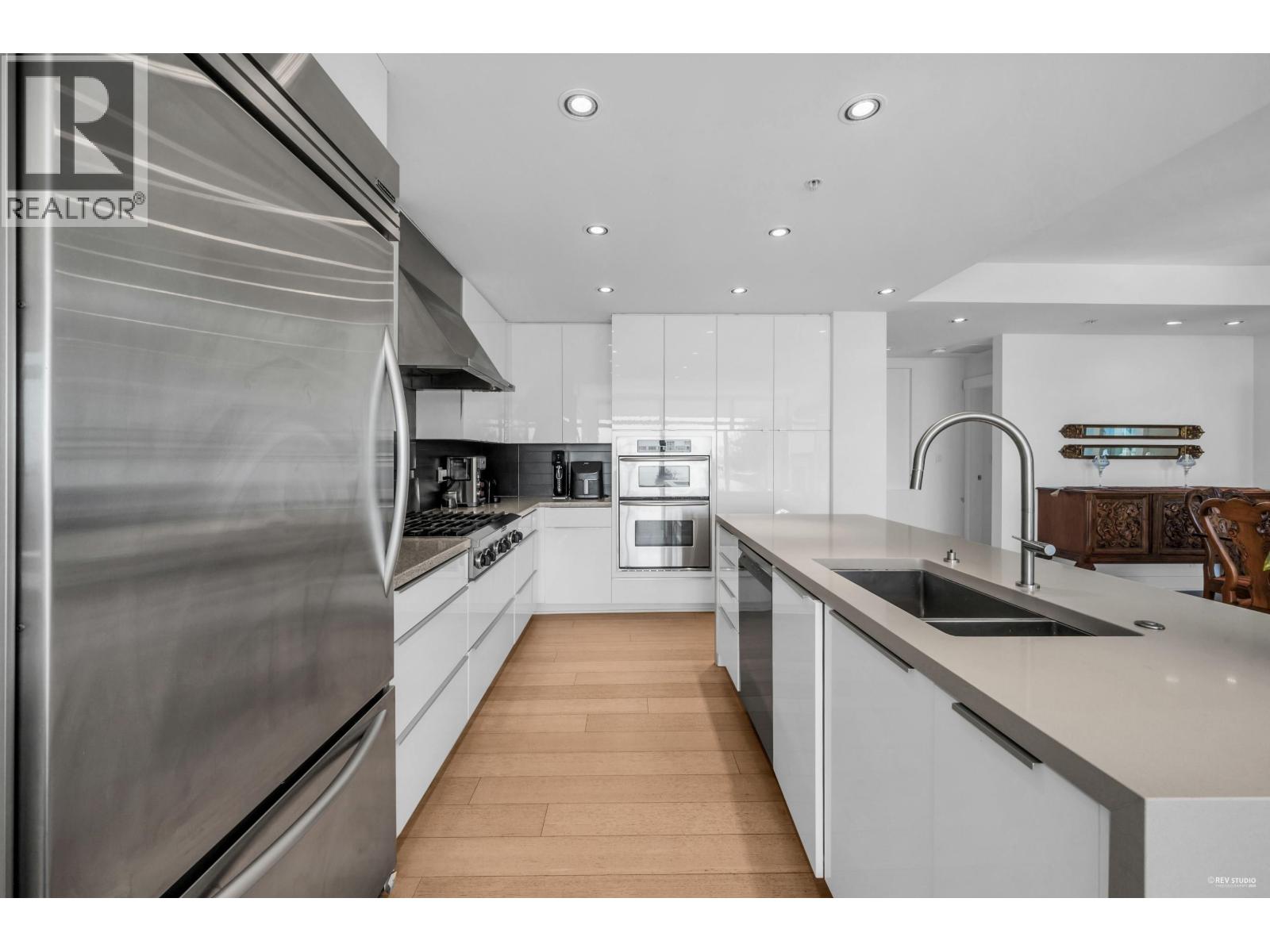 401 3315 Cypress Place, West Vancouver, British Columbia  V7S 3J7 - Photo 11 - R3073209