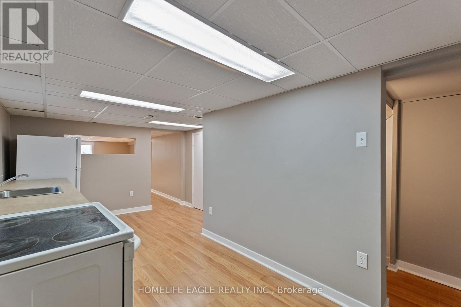 Bsmt - 46 Athol Avenue, Toronto, Ontario  M8Z 2A4 - Photo 3 - W12545542