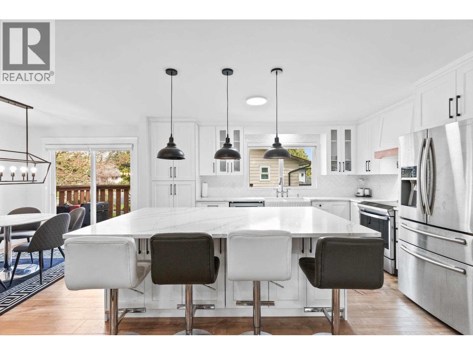 21099 Berry Avenue, Maple Ridge, British Columbia  V2X 7V3 - Photo 6 - R3073056