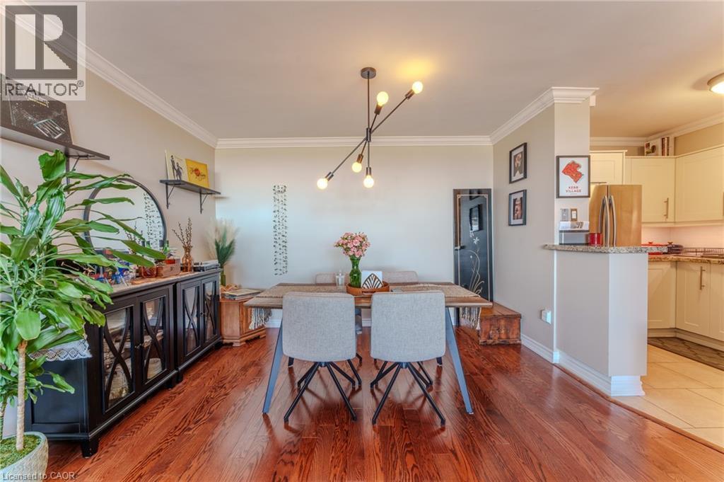 212 Kerr Street Unit# 904, Oakville, Ontario  L6K 3B1 - Photo 3 - 40789568