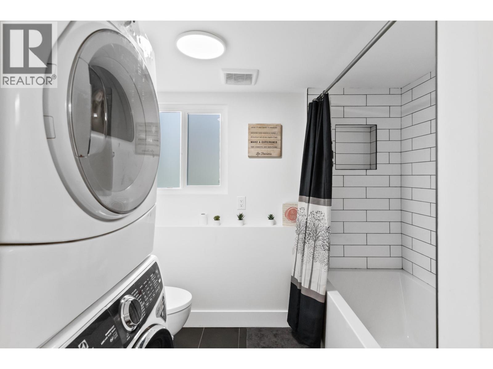 21099 Berry Avenue, Maple Ridge, British Columbia  V2X 7V3 - Photo 30 - R3073056