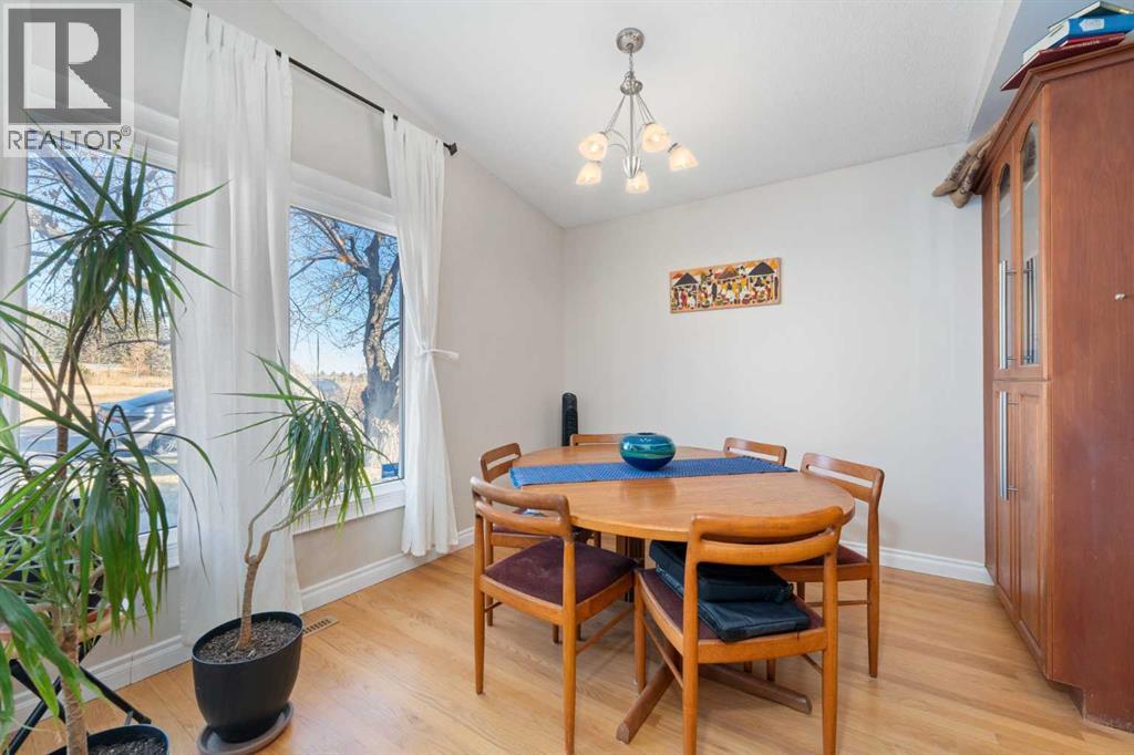 1043 32 Avenue Nw, Calgary, Alberta  T2K 0B3 - Photo 8 - A2267786