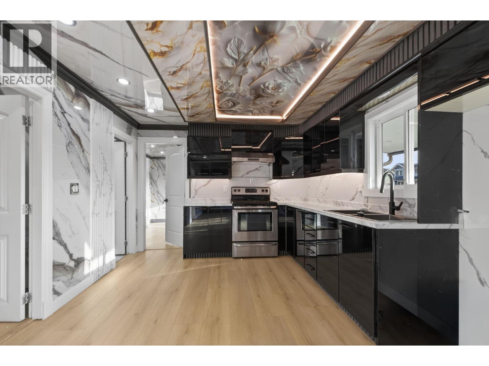 803 Ewen Avenue, New Westminster, British Columbia  V3M 5C6 - Photo 6 - R3073088