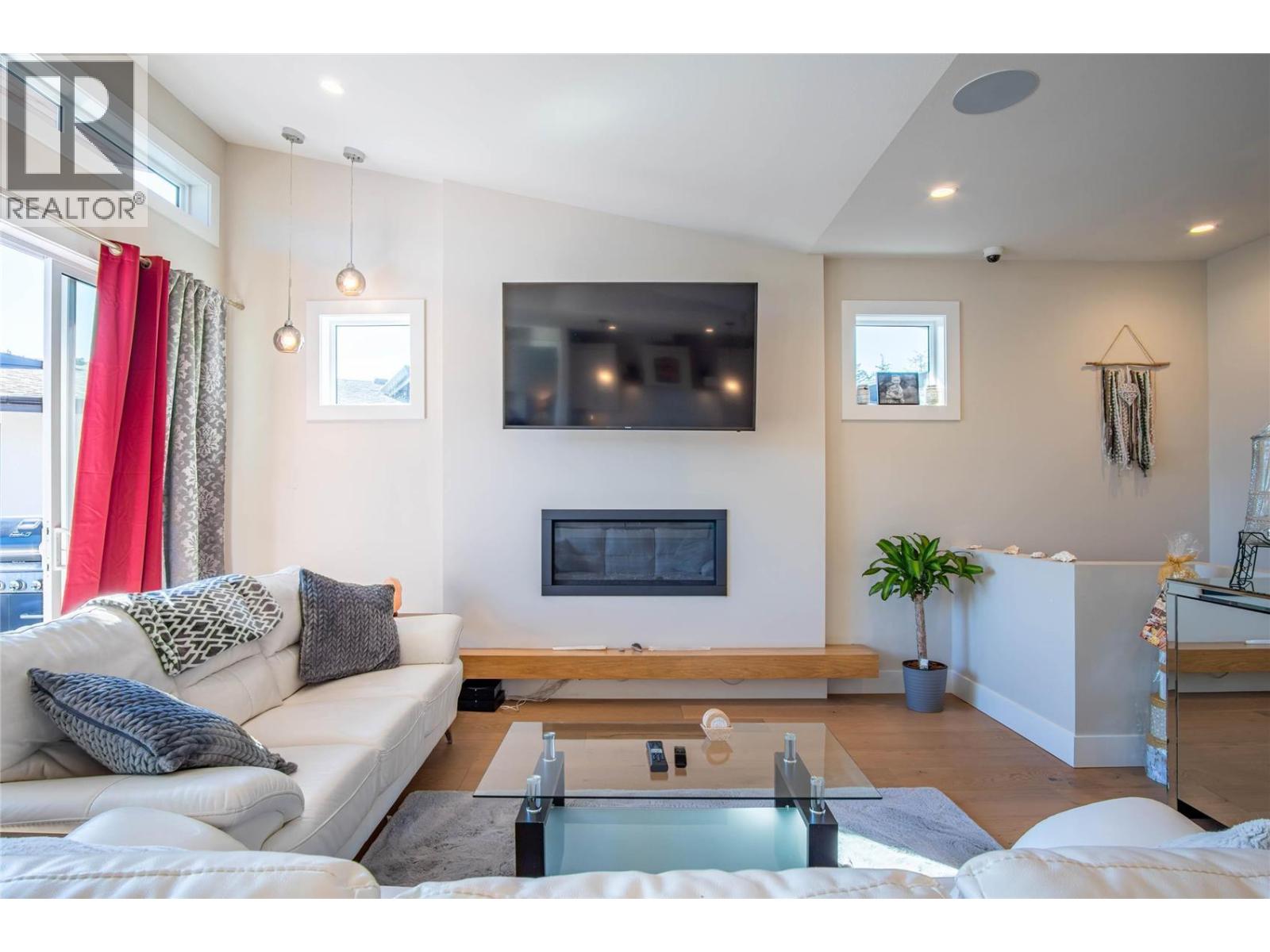 10335 Long Road, Lake Country, British Columbia V4V 0A9 - Photo 9 - 10361514