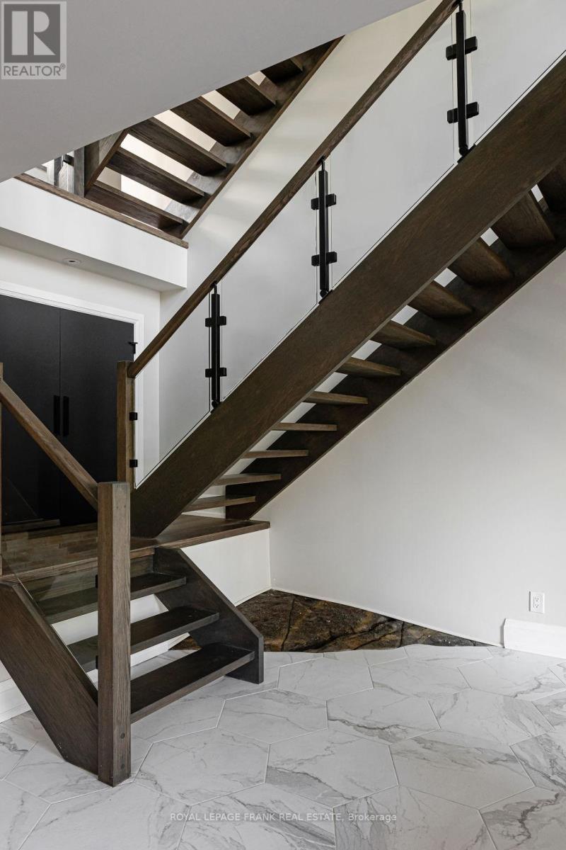 735 Fire Route 93, Havelock-Belmont-Methuen, Ontario  K0L 2H0 - Photo 28 - X12332337