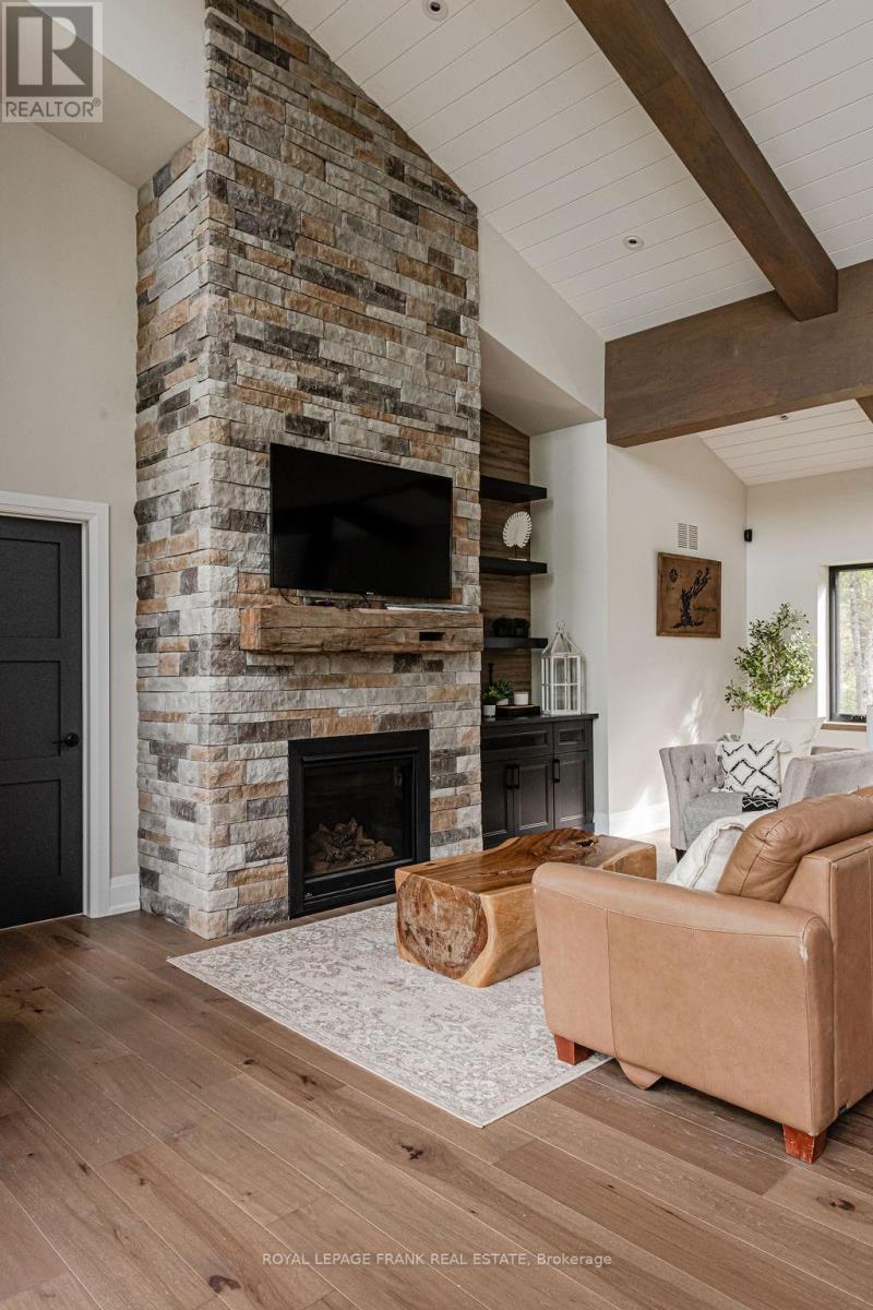 735 Fire Route 93, Havelock-Belmont-Methuen, Ontario  K0L 2H0 - Photo 8 - X12332337