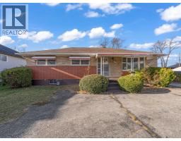 2101 DOMINION BOULEVARD, Windsor, Ontario