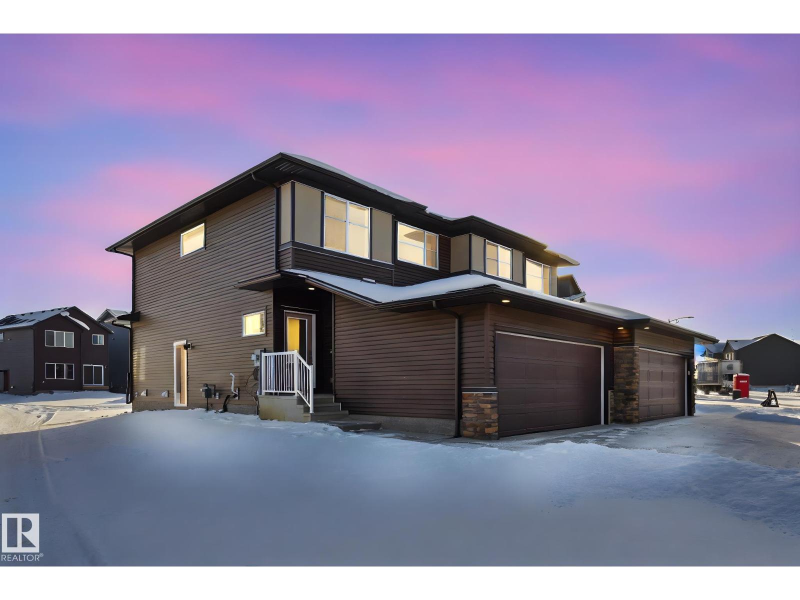 5621 Hawthorn WY SW, Edmonton, Alberta