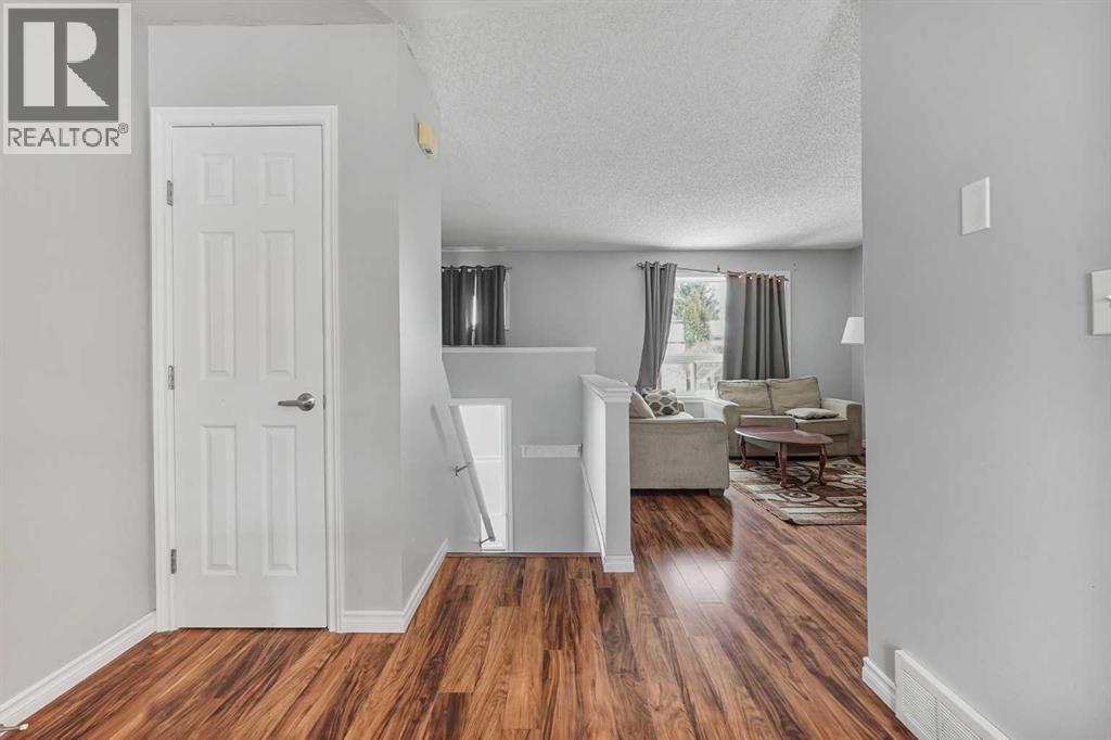 55 Chippewa Crescent W, Lethbridge, Alberta  T1K 5B4 - Photo 7 - A2273384