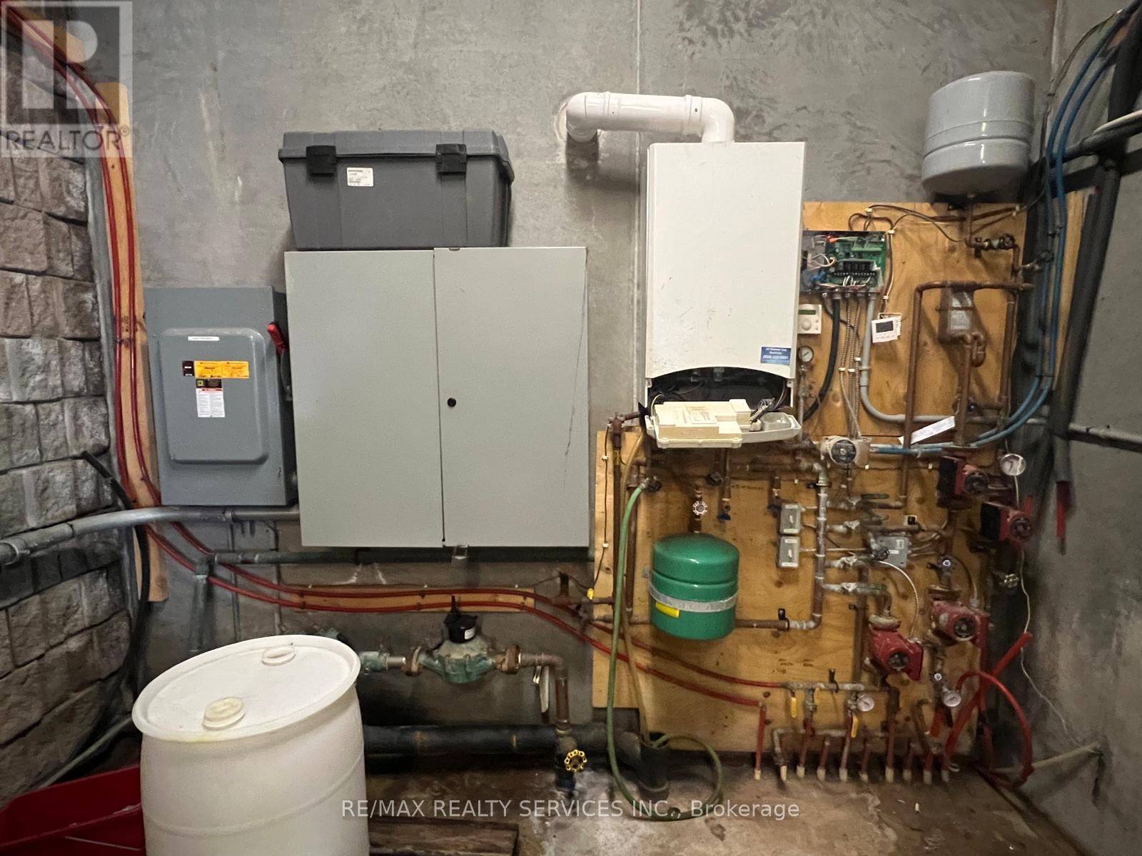 99 David Street, North Huron, Ontario  N0G 2W0 - Photo 37 - X12615844