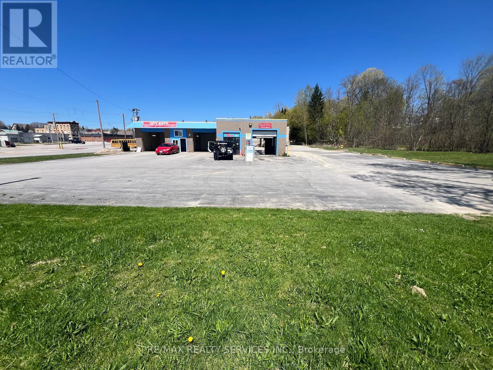 99 David Street, North Huron, Ontario  N0G 2W0 - Photo 32 - X12615844