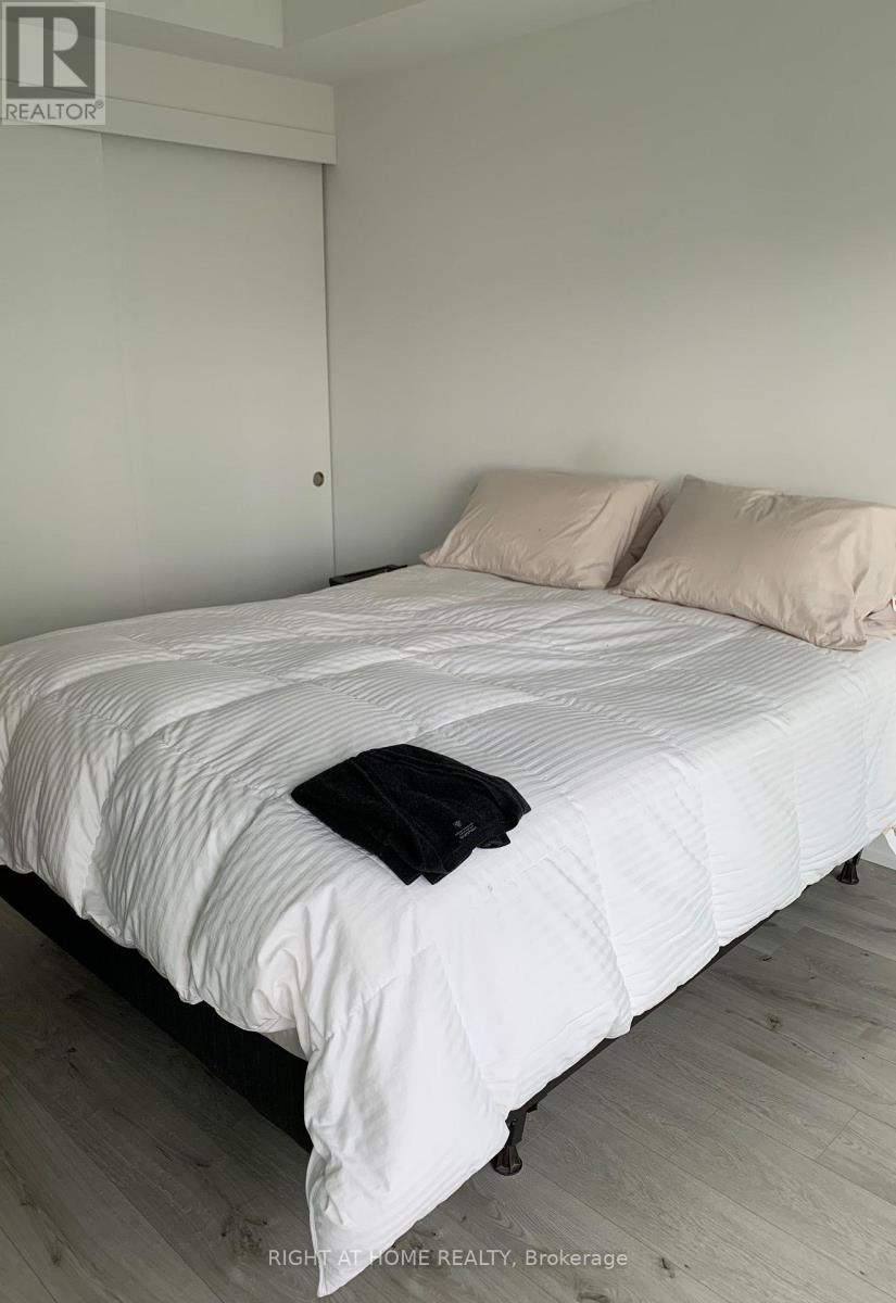 3608 - 161 Roehampton Avenue, Toronto, Ontario  M4P 0C8 - Photo 12 - C12615914