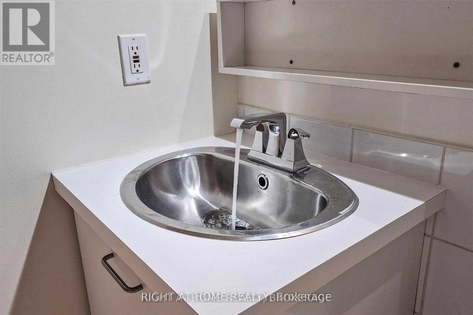 406 - 255 Richmond Street E, Toronto, Ontario  M5A 4T7 - Photo 32 - C12615944