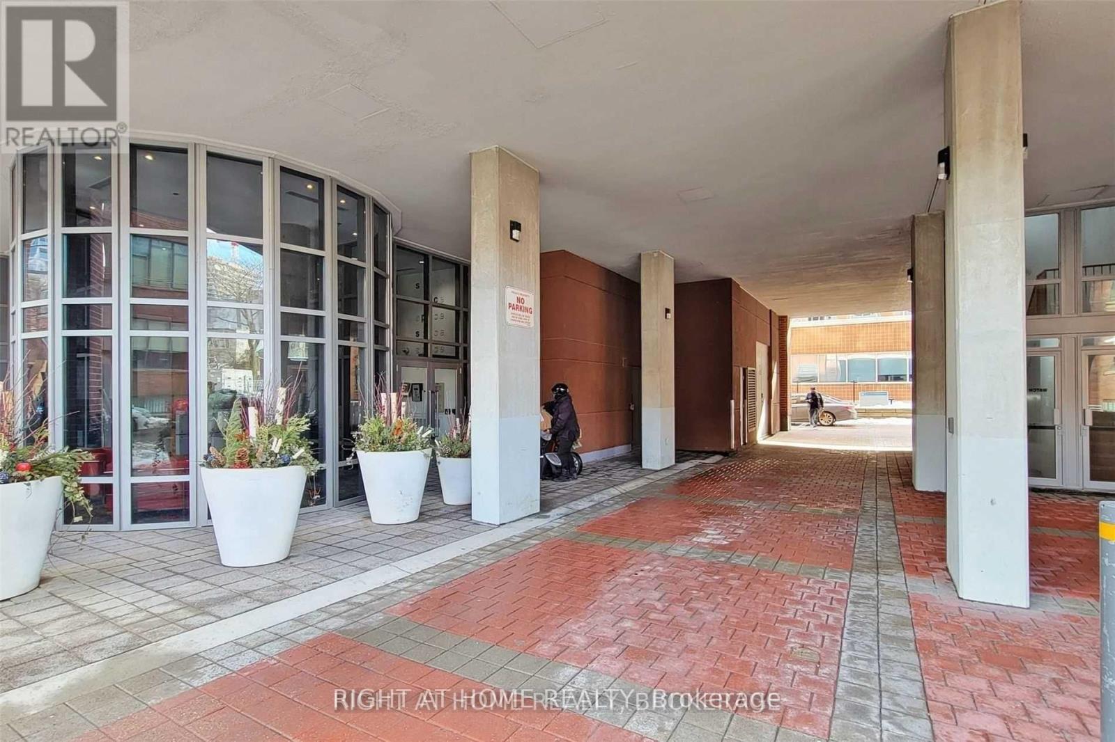 406 - 255 Richmond Street E, Toronto, Ontario  M5A 4T7 - Photo 4 - C12615944