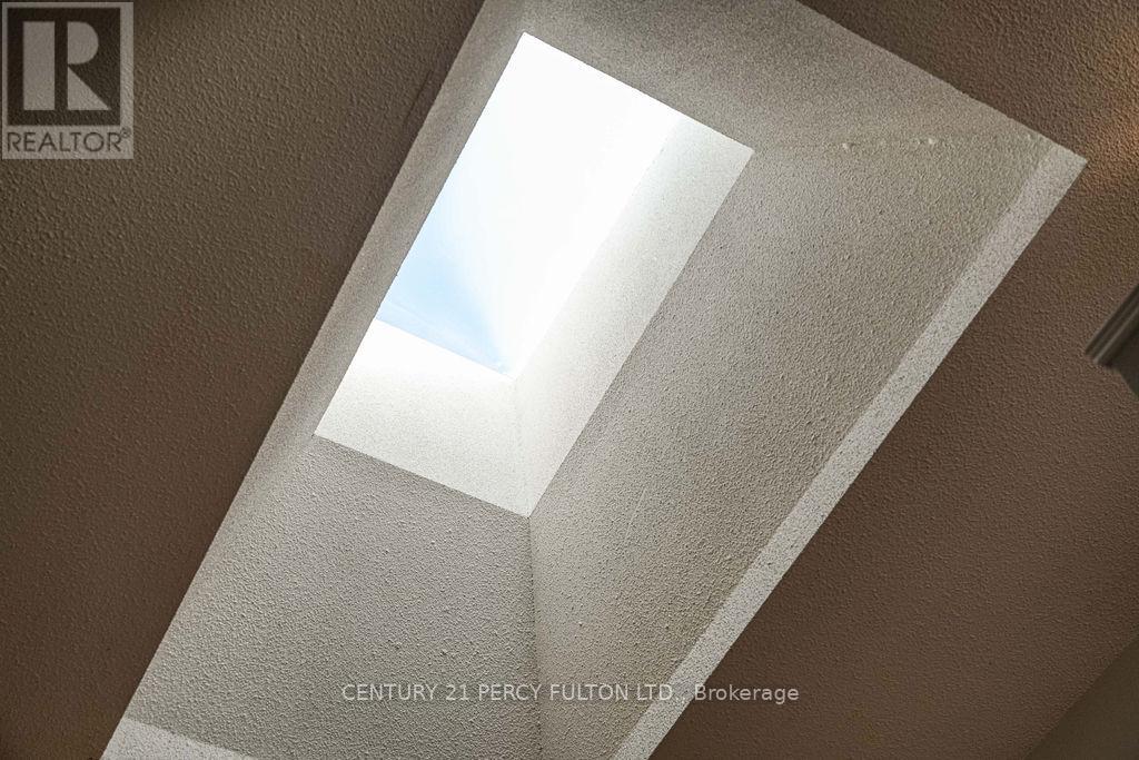 948 Glenanna Road, Pickering, Ontario L1V 5E5 - Photo 14 - E12615918