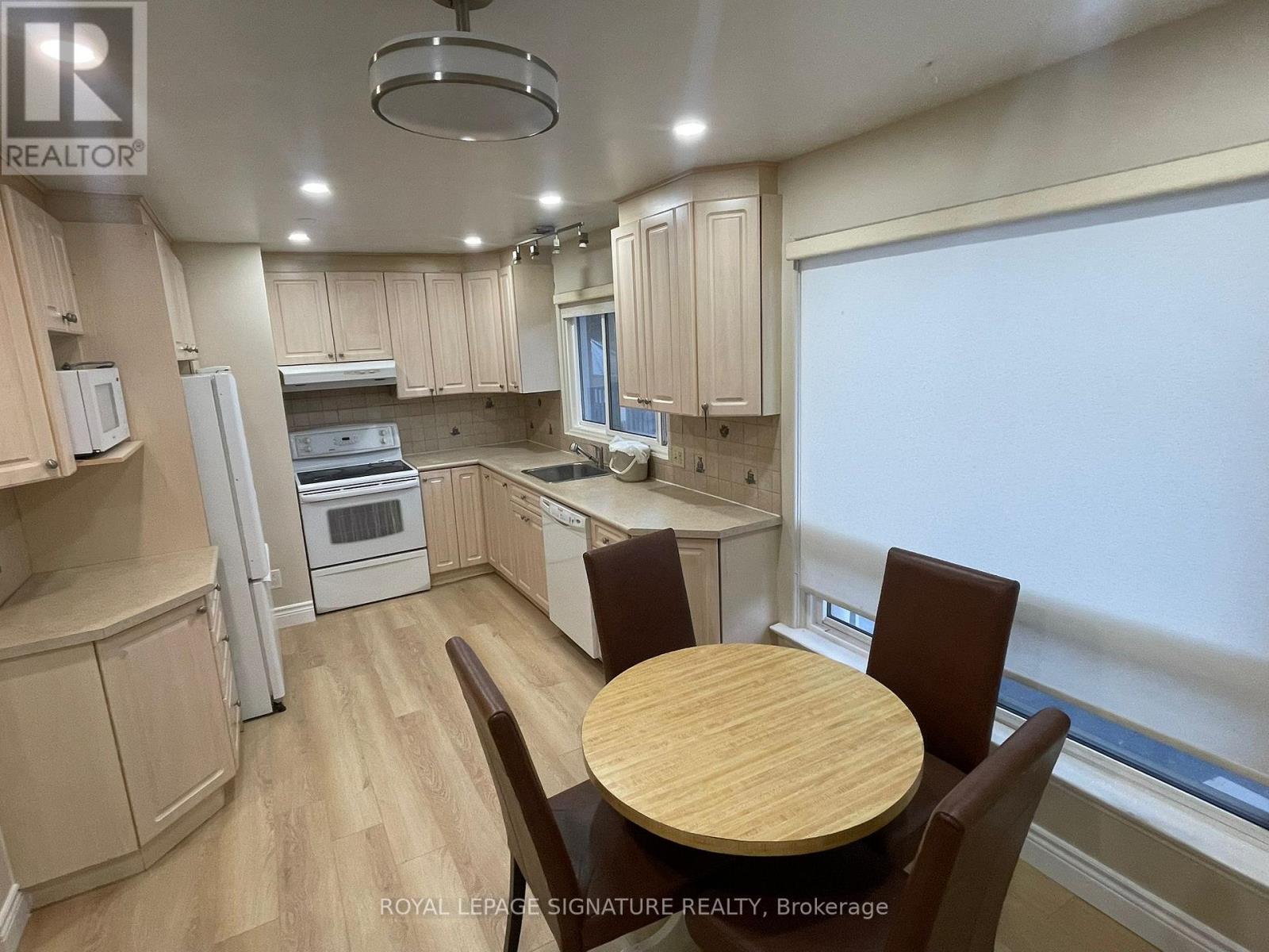 Main - 67 Hart Avenue, Toronto, Ontario  M1K 3H3 - Photo 2 - E12615942