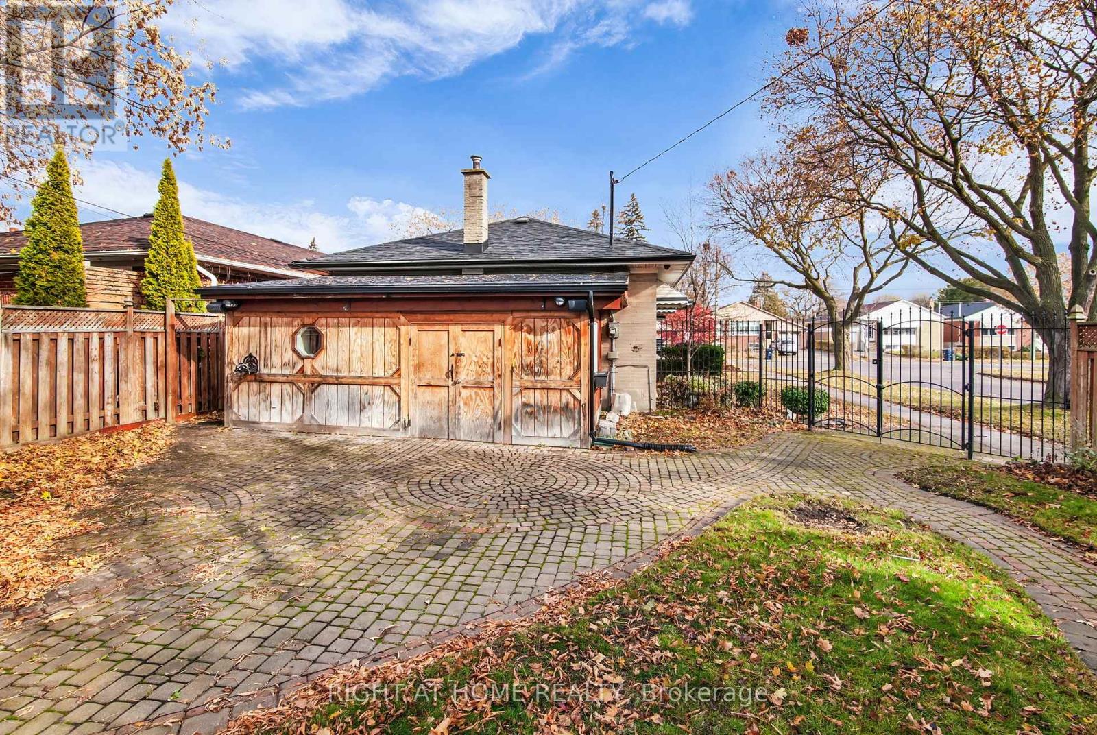 46 Basildon Crescent, Toronto, Ontario  M1M 3E2 - Photo 24 - E12615954