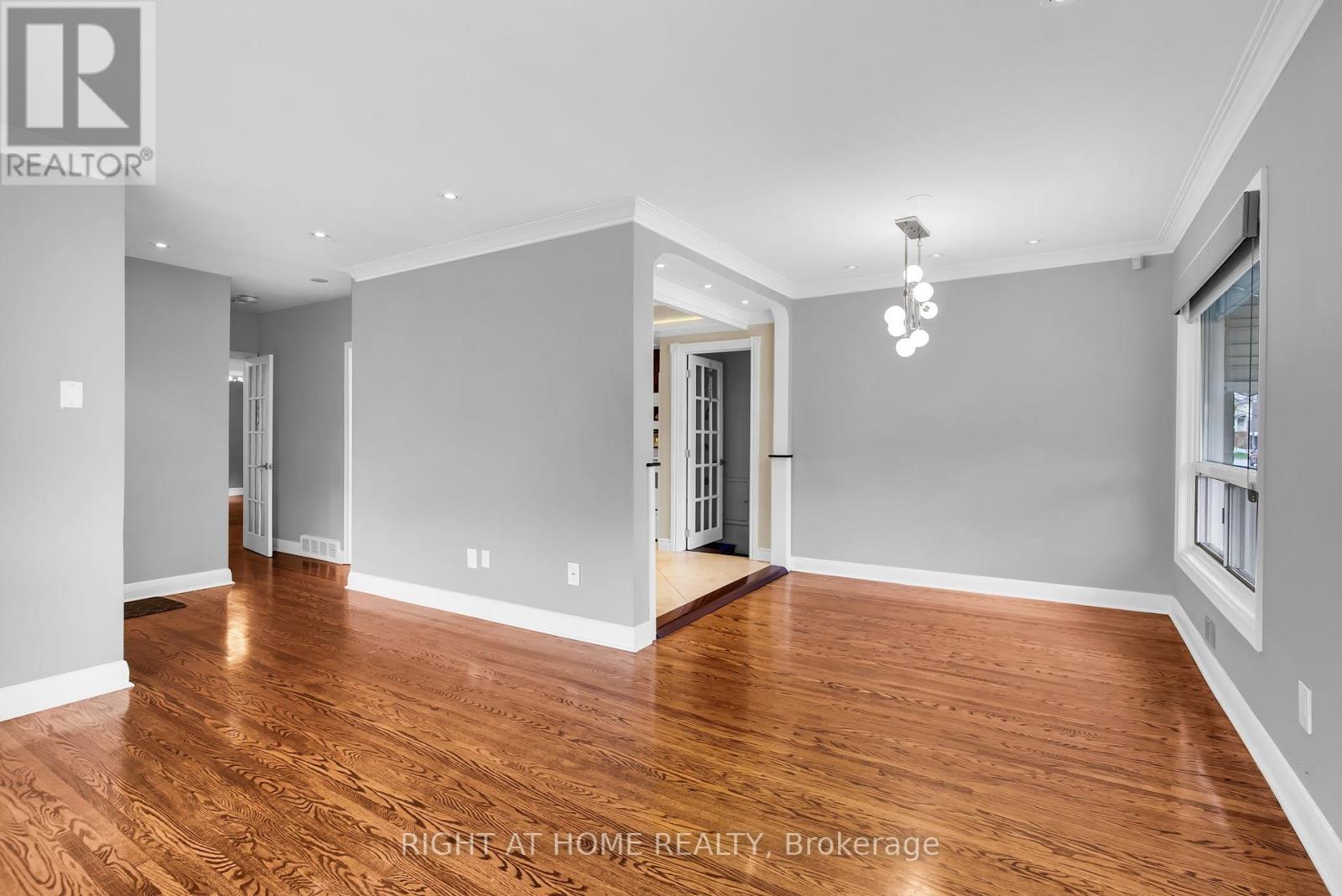 46 Basildon Crescent, Toronto, Ontario  M1M 3E2 - Photo 4 - E12615954
