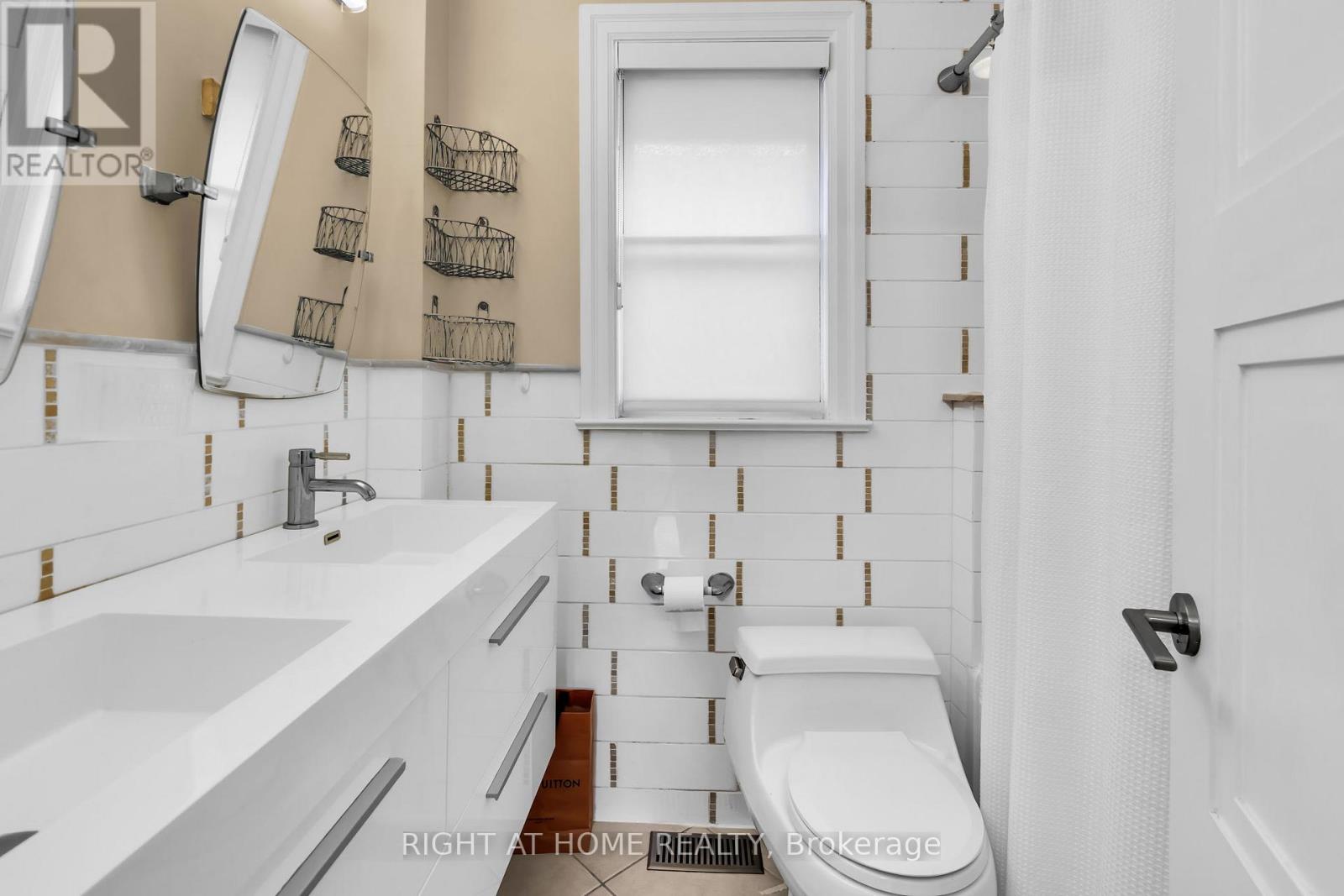 46 Basildon Crescent, Toronto, Ontario  M1M 3E2 - Photo 9 - E12615954