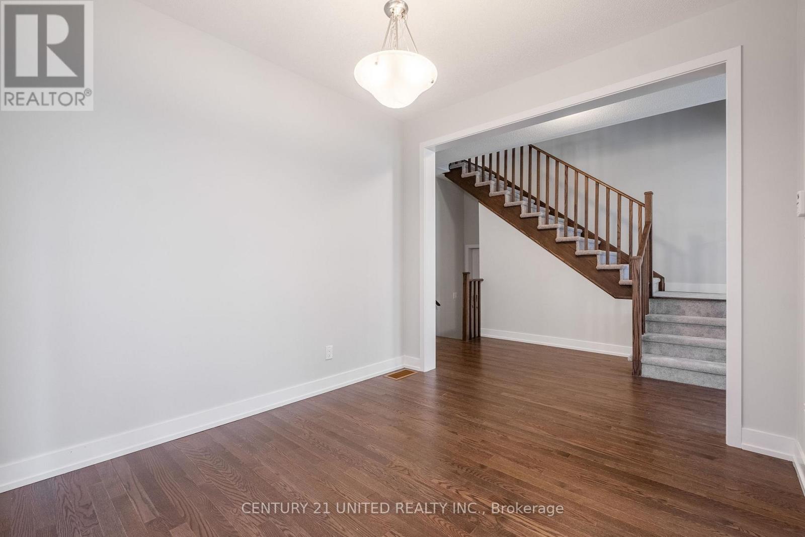 1040 Unit A Suddard Avenue, Oshawa, Ontario  L1L 0V5 - Photo 12 - E12616084