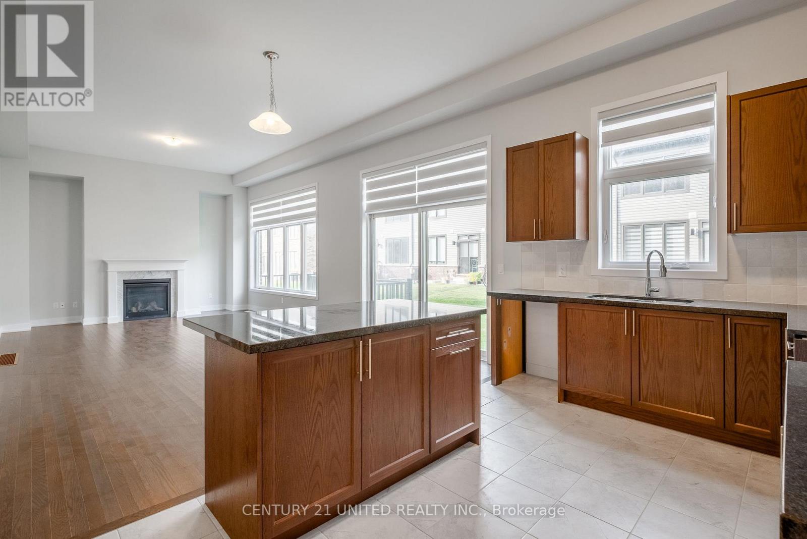 1040 Unit A Suddard Avenue, Oshawa, Ontario  L1L 0V5 - Photo 13 - E12616084