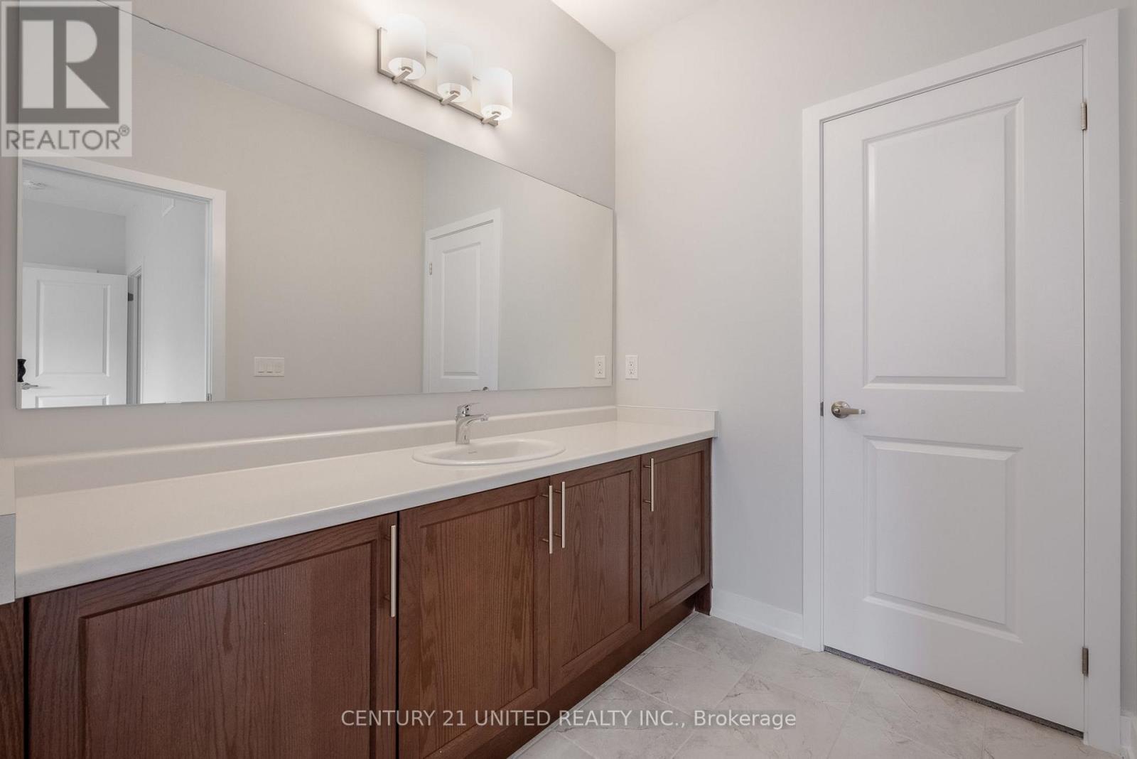 1040 Unit A Suddard Avenue, Oshawa, Ontario  L1L 0V5 - Photo 29 - E12616084