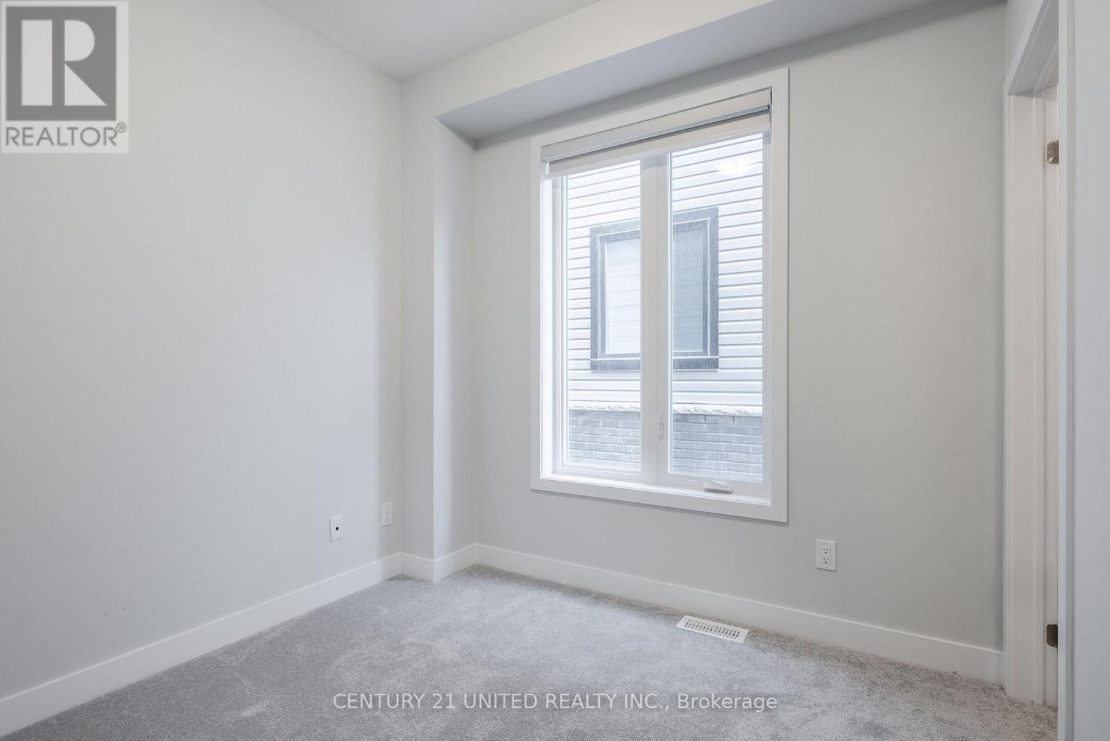 1040 Unit A Suddard Avenue, Oshawa, Ontario  L1L 0V5 - Photo 8 - E12616084