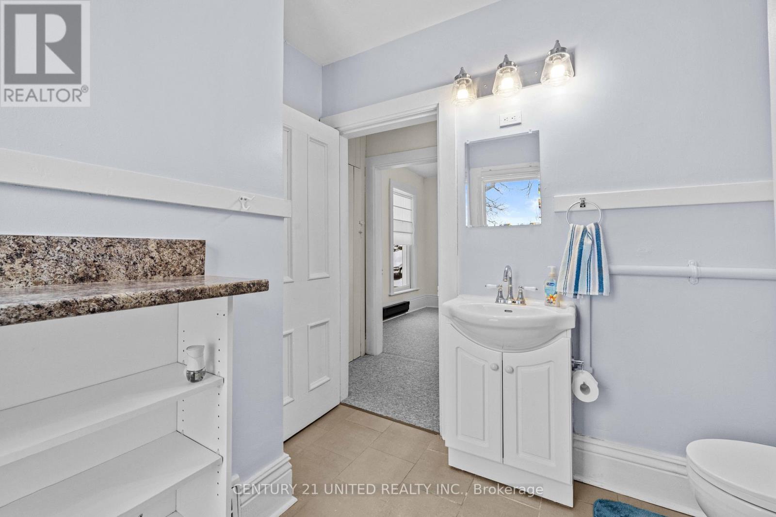 234 Antrim Street, Peterborough, Ontario  K9H 3G4 - Photo 14 - X12616082