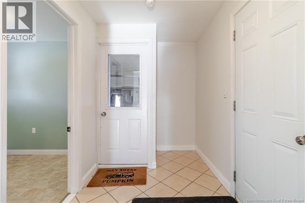 58 Lake Avenue, Mcadam, New Brunswick E6J 1P2 - Photo 2 - NB131182