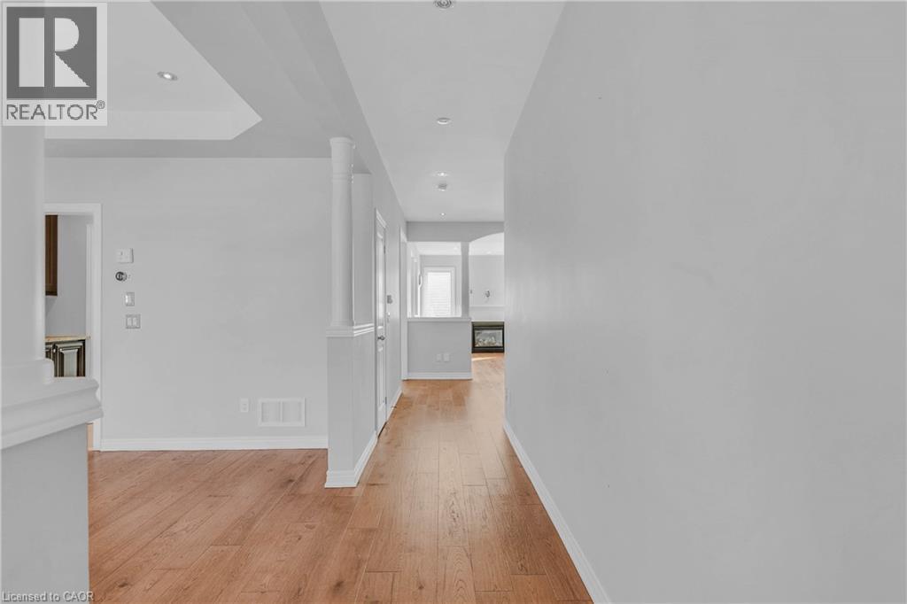 22 Woodhouse Street, Hamilton, Ontario L9K 0H2 - Photo 6 - 40793233