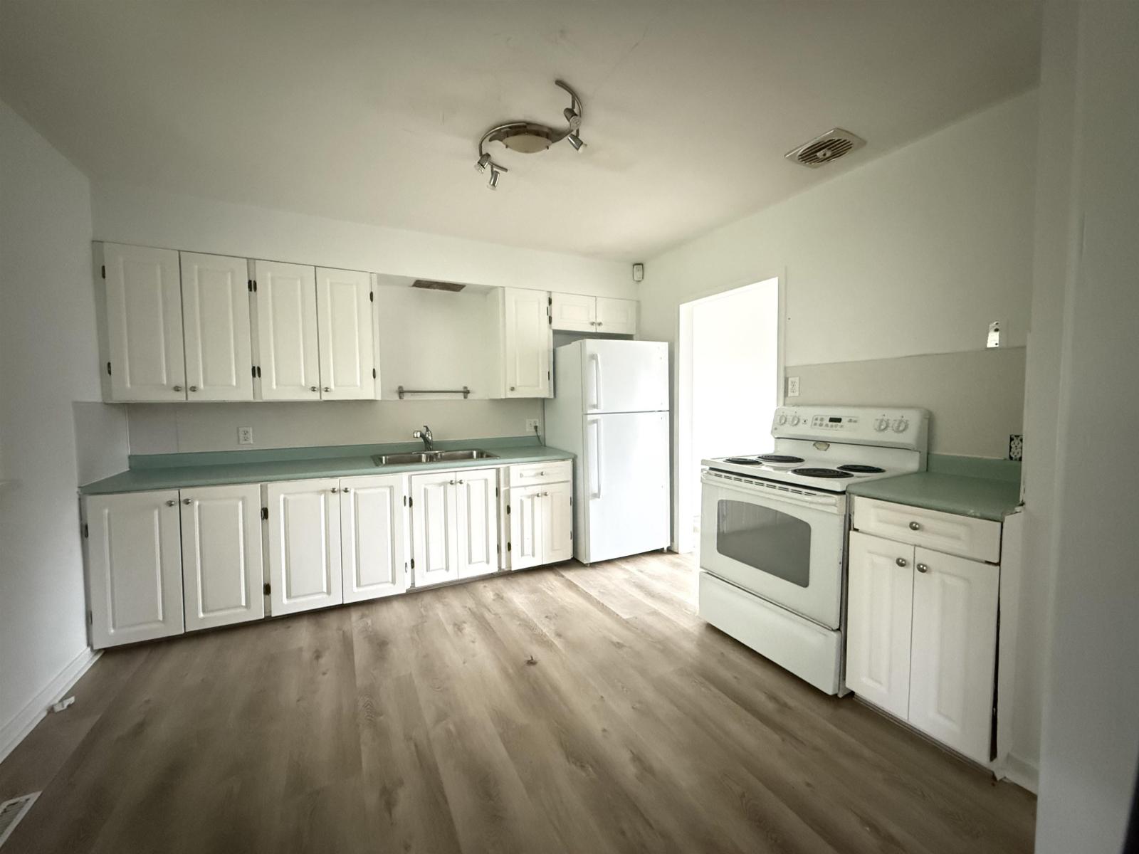 9716 Williams Street, Chilliwack Proper East, Chilliwack, British Columbia  V2P 5G7 - Photo 6 - R3073207