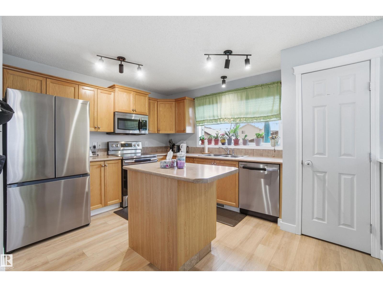 5515 Stevens Cr Nw, Edmonton, Alberta  T6R 3R4 - Photo 11 - E4467494