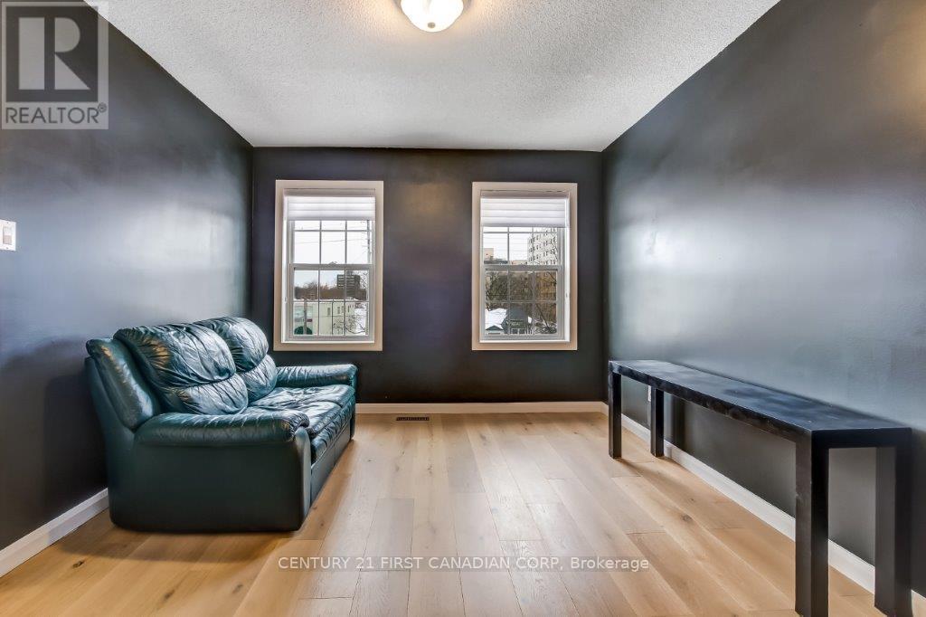 2 - 609 Colborne Street, London East (East F), Ontario  N6B 2V3 - Photo 14 - X12616032