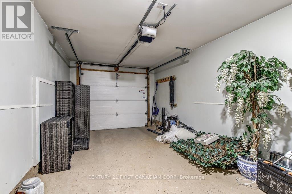 2 - 609 Colborne Street, London East (East F), Ontario  N6B 2V3 - Photo 22 - X12616032