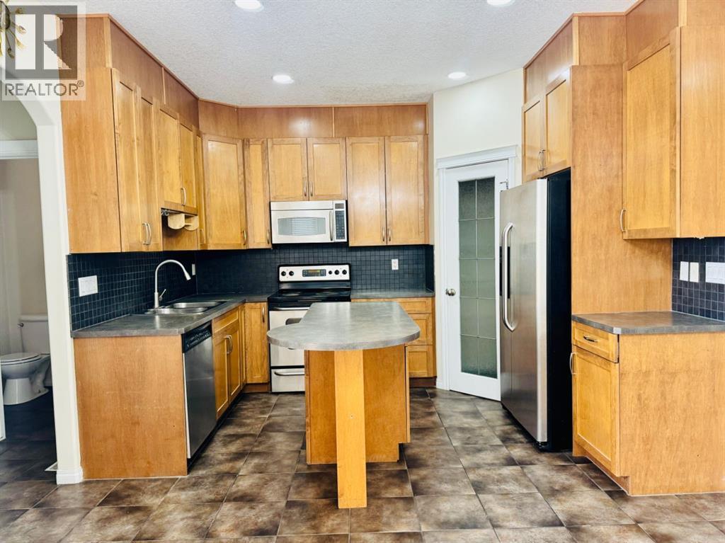 8 Taralake Way Ne, Calgary, Alberta  T3J 5L8 - Photo 7 - A2269581