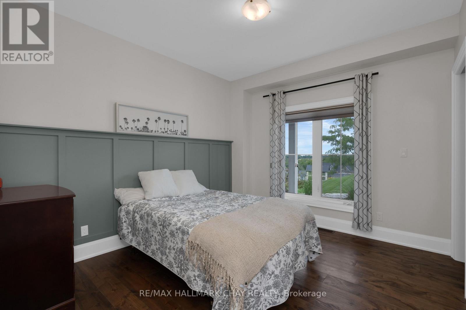 28 Thoroughbred Drive, Oro-Medonte, Ontario  L0K 1E0 - Photo 17 - S11975303