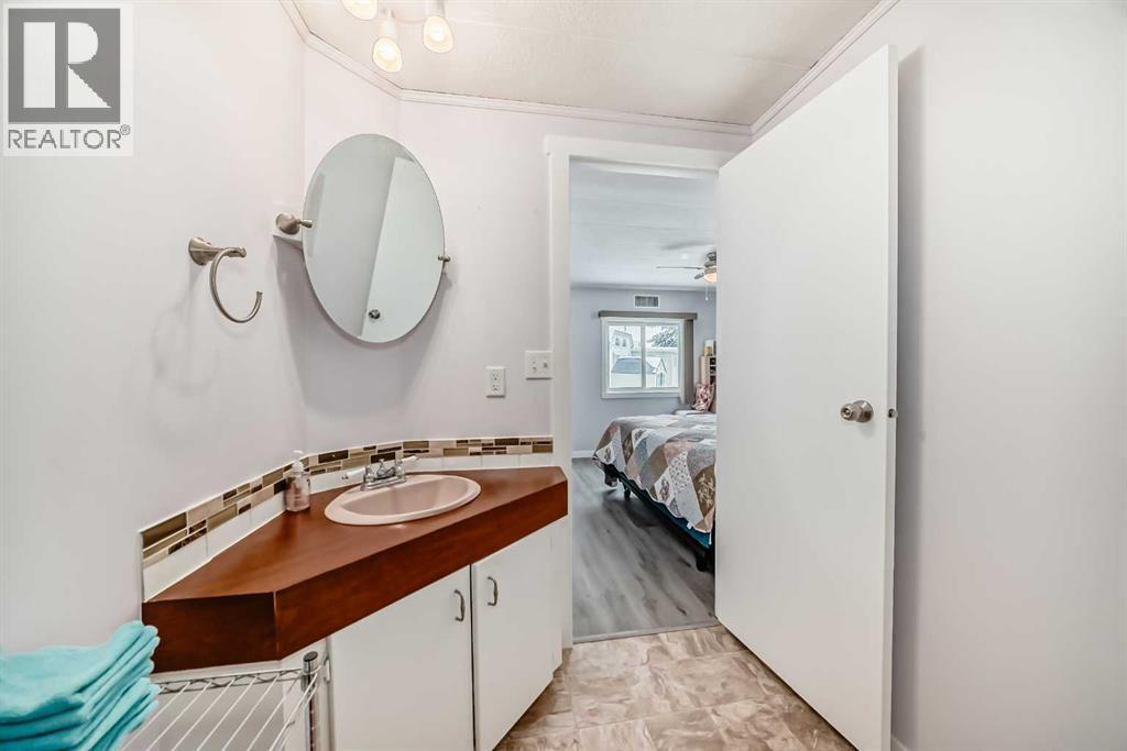 34 Burroughs Place Ne, Calgary, Alberta  T1Y 6K5 - Photo 20 - A2273044