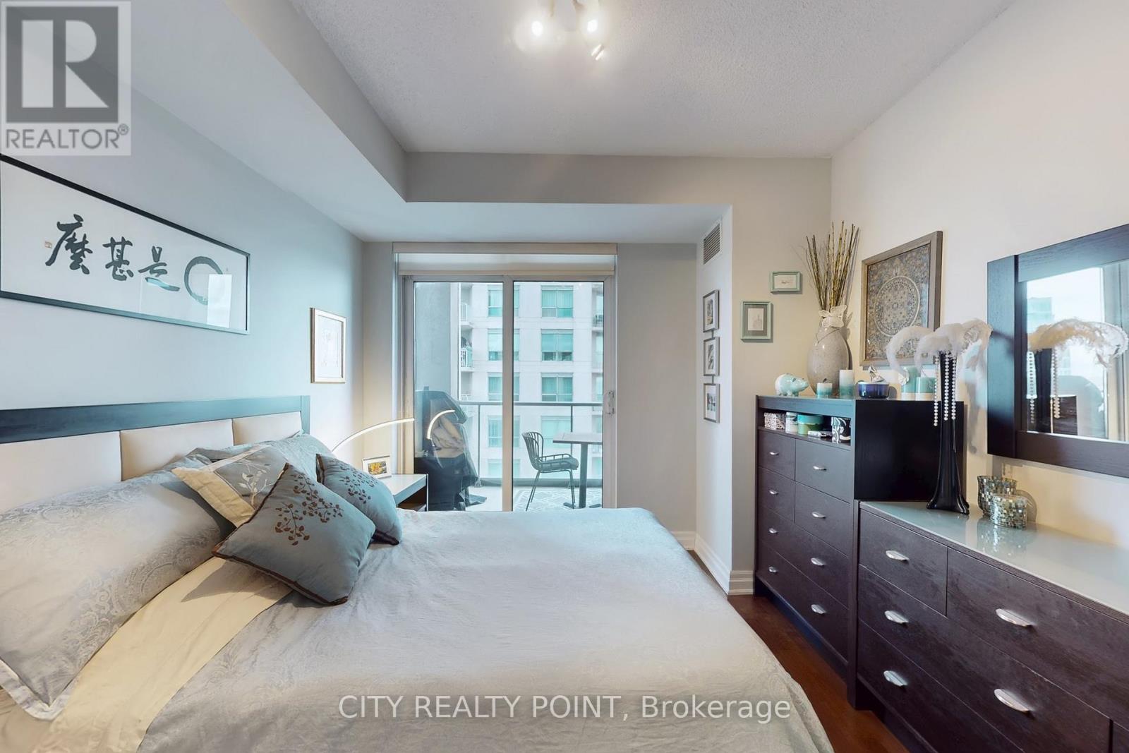 1006 - 2087 Lake Shore Boulevard W, Toronto (Mimico), Ontario  M8V 4G3 - Photo 18 - W12576324