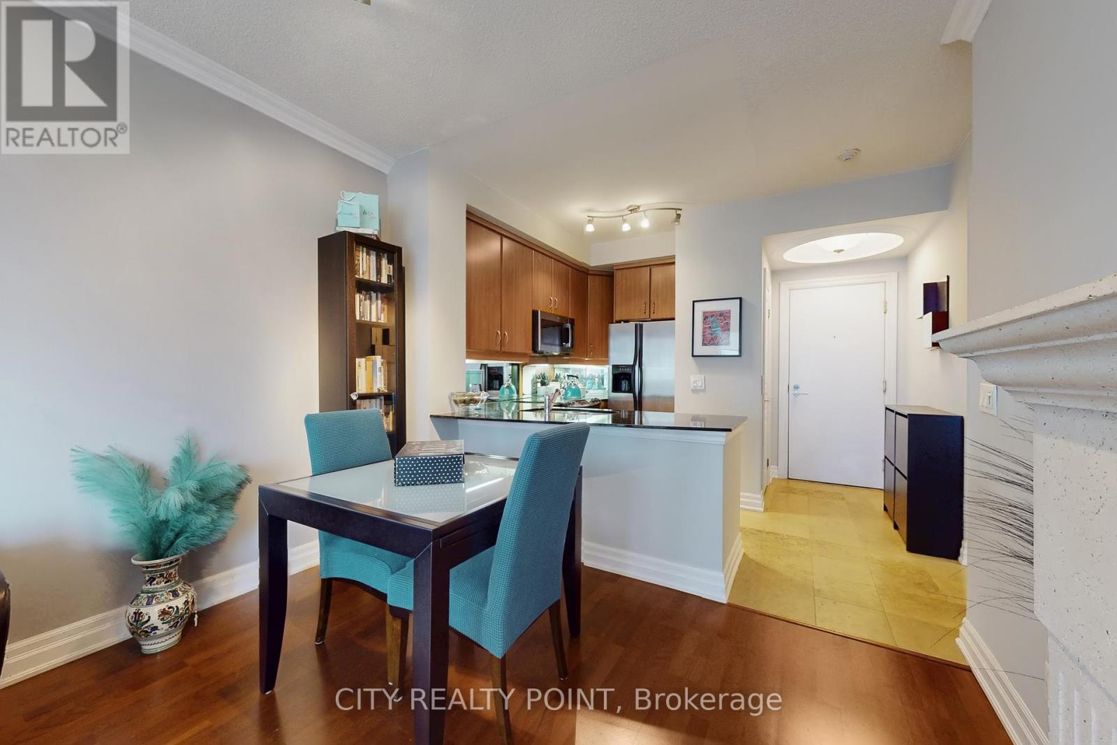 1006 - 2087 Lake Shore Boulevard W, Toronto (Mimico), Ontario  M8V 4G3 - Photo 9 - W12576324