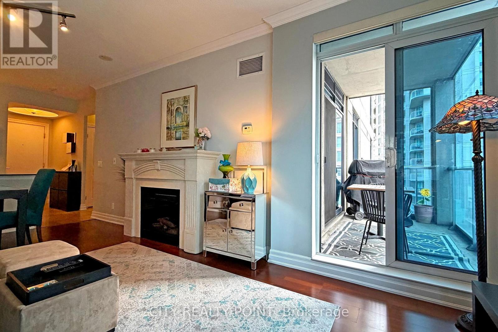 1006 - 2087 Lake Shore Boulevard W, Toronto (Mimico), Ontario  M8V 4G3 - Photo 15 - W12576324