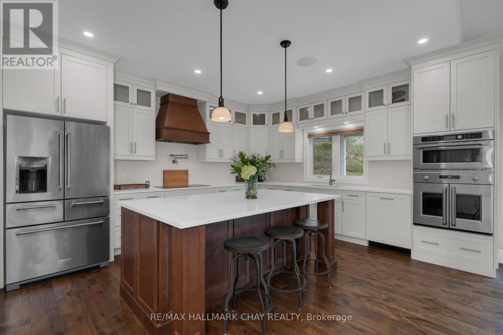 28 Thoroughbred Drive, Oro-Medonte, Ontario  L0K 1E0 - Photo 8 - S11975303