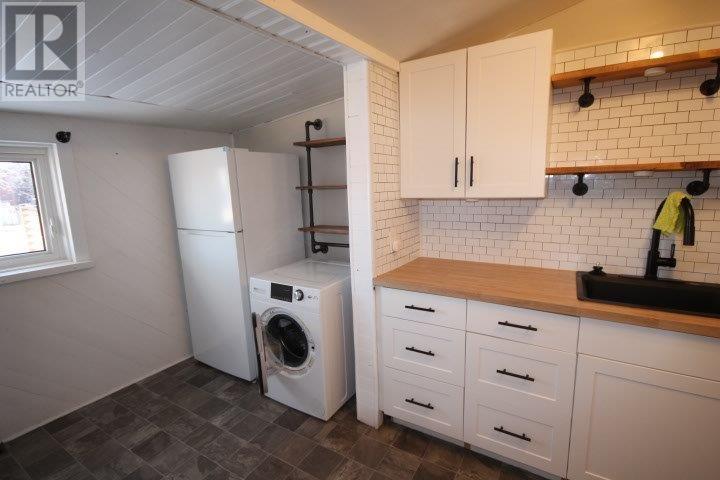 33 Sheppard St, Thunder Bay, Ontario P7A 5L9 - Photo 3 - TB253609